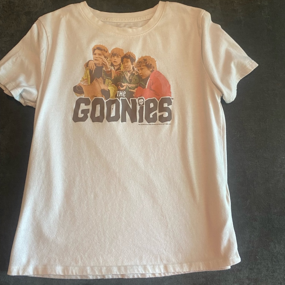 Girls Abercrombie Size 7/8 Graphic Tee